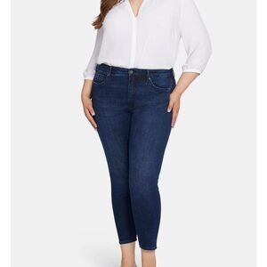 NWT NYDJ Le Silhouette Ami Skinny Jeans Petite Plus Size 18W Marvelous